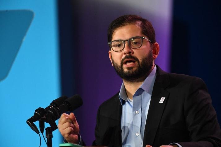 Cadem: Aprobación de Boric cae seis puntos y opción de rechazar en el plebiscito sube al 51% Cadem: Aprobación de Boric cae seis puntos y opción de rechazar en el plebiscito sube al 51%
