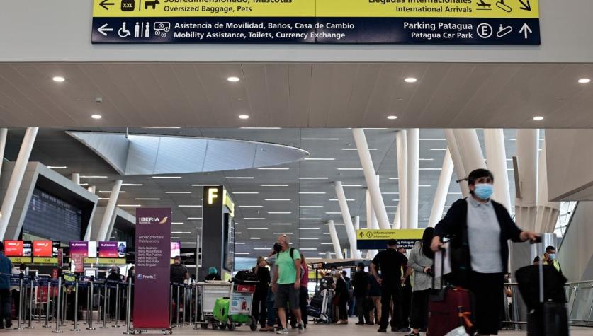 Trabajadores del aeropuerto denuncian intoxicación masiva: Seremi descartó presencia de gases