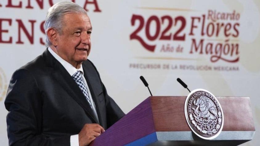 López Obrador critica "falta de controles" en la frontera con EE.UU. tras la muerte de 50 migrantes