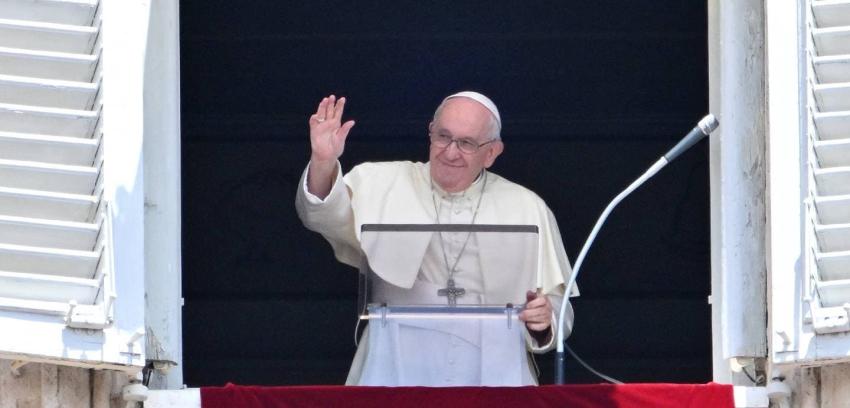 Papa Francisco acalla rumores de renuncia: "Nunca se me ha pasado por la cabeza"