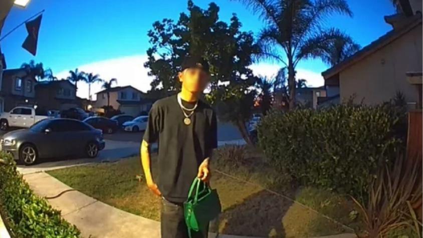 [VIDEO] Joven de 17 años devuelve bolso perdido y lo recompensan con más de $12 millones de pesos