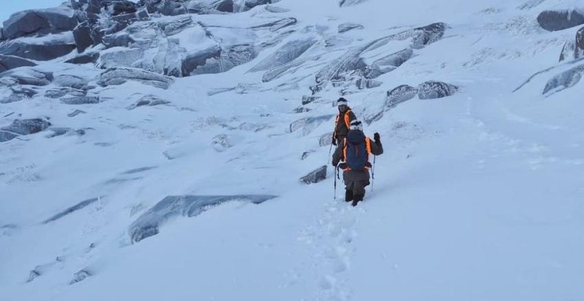 Con un metro de nieve continúa búsqueda de joven desaparecido en cerro de San Fabián de Alico