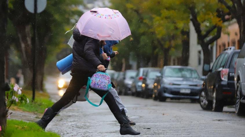 No se descarta nieve: Pronostican lluvias para este miércoles en la Región Metropolitana