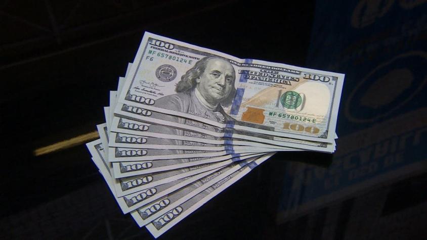 [VIDEO] ¡Impensado! Dólar alcanzó los mil pesos