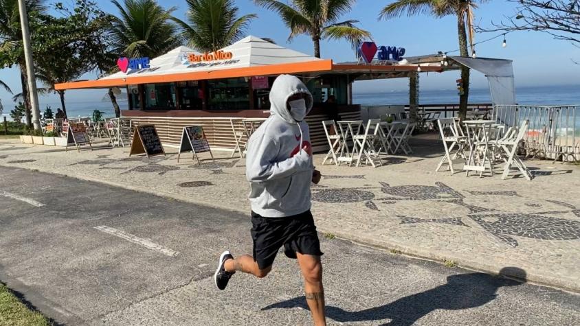 [VIDEO] No descansa tras su arribo al Flamengo: Arturo Vidal sale a correr por la playa en Río
