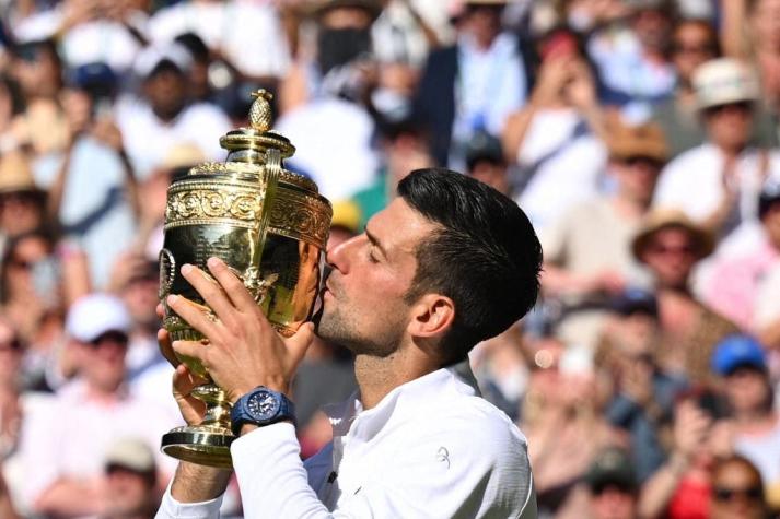 Djokovic gana Wimbledon y alcanza su Grand Slam número 21