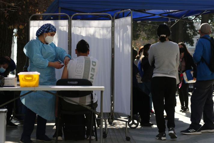 La OMS advierte que la pandemia de COVID-19 está "lejos de haber terminado"