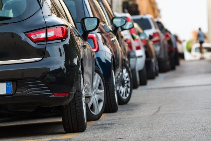 Mercado de los autos usados vería reflejada histórica alza del dólar en septiembre