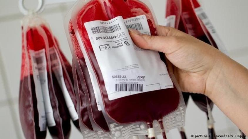 Advierten sobre los riesgos de tratamiento de "lavado de sangre" para personas con Covid prolongado