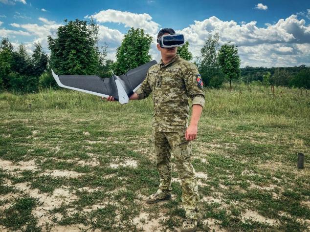 Ucrania llama a civiles a conformar un "ejército de drones"