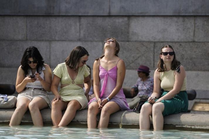 Reino Unido registra récord histórico de más de 40°C de temperatura
