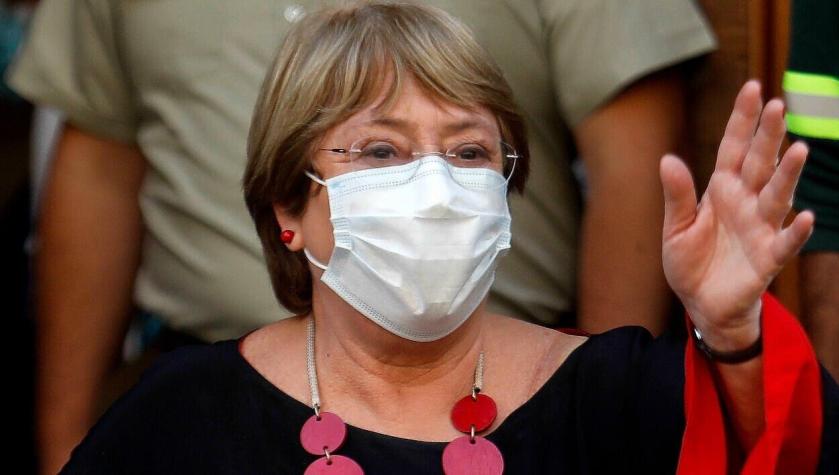 Ex Presidenta Bachelet llega a Chile tras ratificar su apoyo al Apruebo