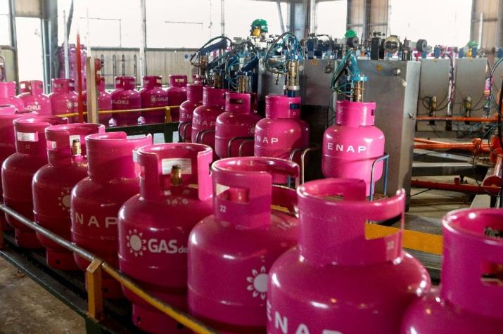 Enap lanza proyecto para vender gas licuado a precios más bajos que el mercado