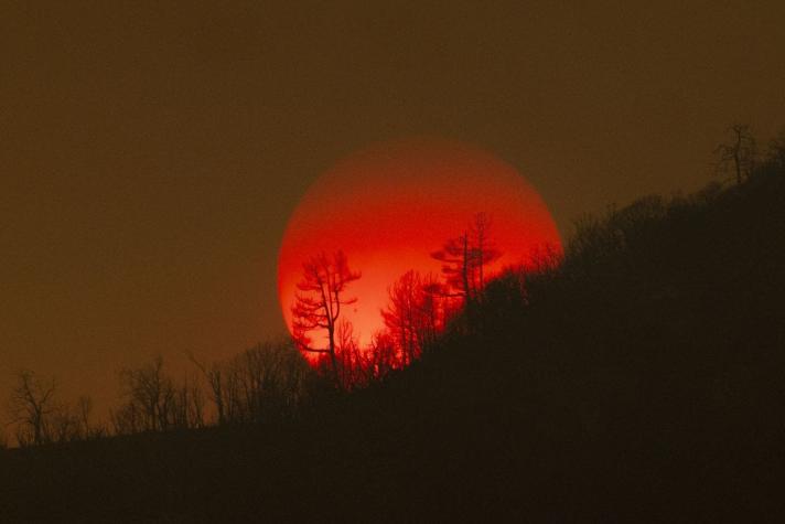 Las fotos más impactantes del gigantesco incendio forestal que se propaga en California