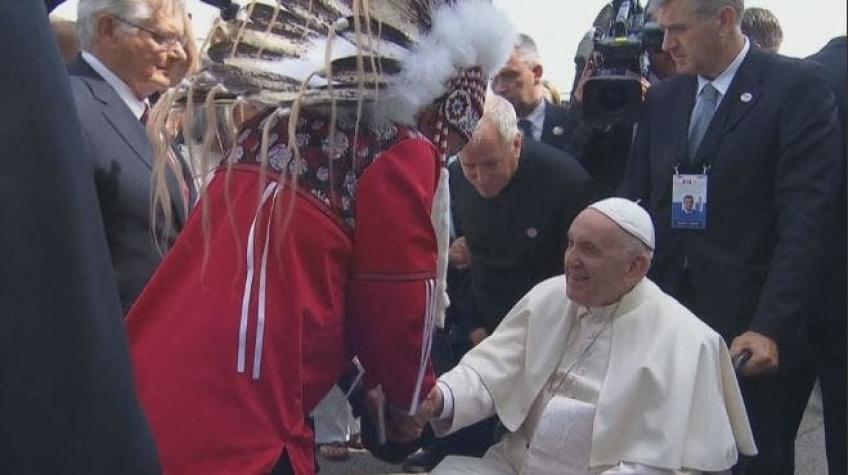 [VIDEO] Histórico perdón del Papa a indígenas en Canadá por abusos en internados católicos