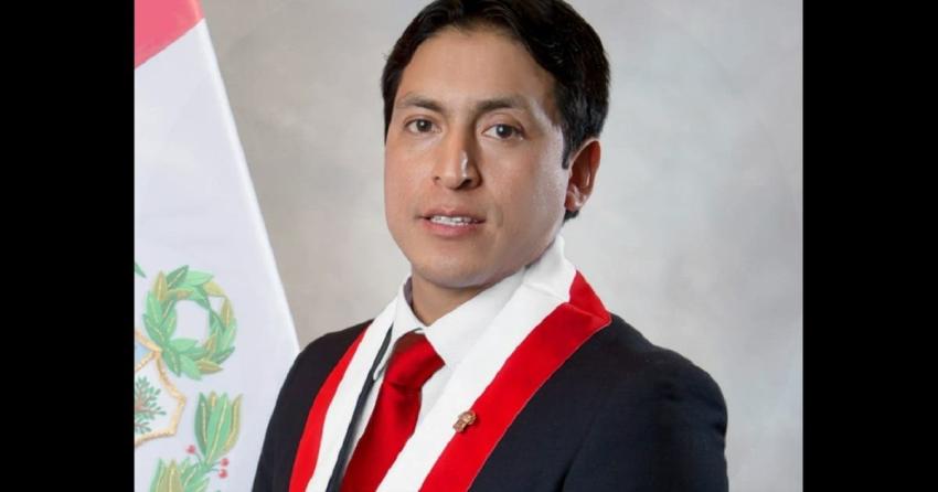 Congresista peruano es denunciado por violar a una mujer en la sede del Parlamento