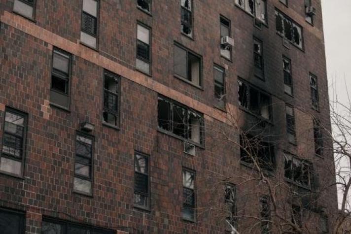 Autoridades confirman ocho muertos en el incendio de un edificio en Moscú