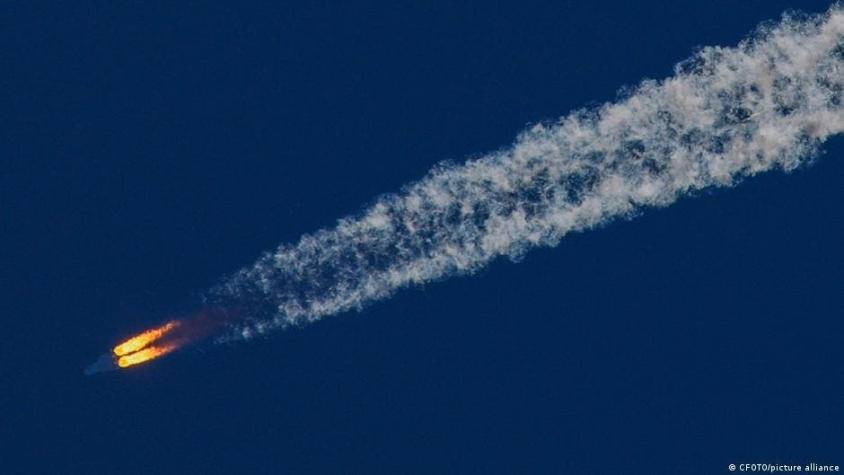 Cohete chino masivo e incontrolado se estrellará contra la Tierra este domingo: ¿qué se sabe?