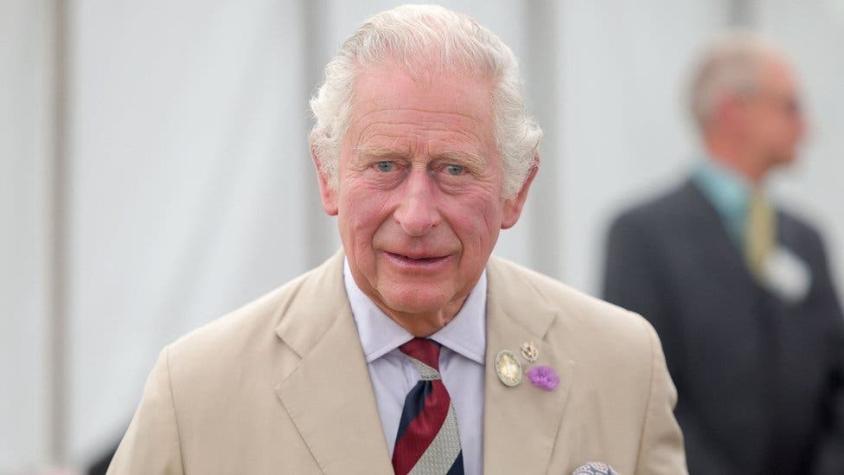 Reportan que el príncipe Carlos aceptó un millón de libras de la familia de Osama Bin Laden