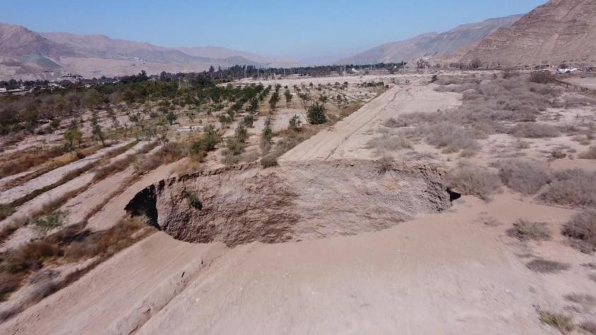 [VIDEO] Vigilan gigantesco socavón en Tierra Amarilla: Sernageomin investiga su origen