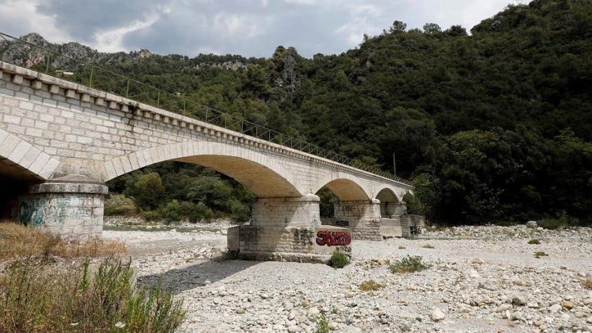 Francia y España obligadas a restringir el consumo de agua debido a la sequía