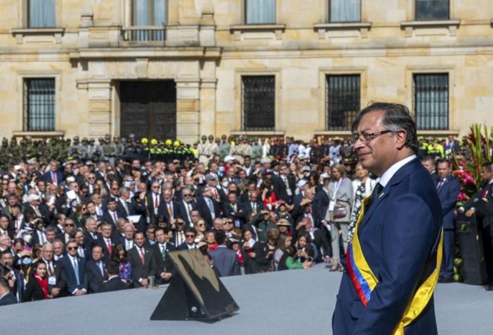 Petro propone a grupos armados en Colombia beneficios penales a cambio de pactos de paz