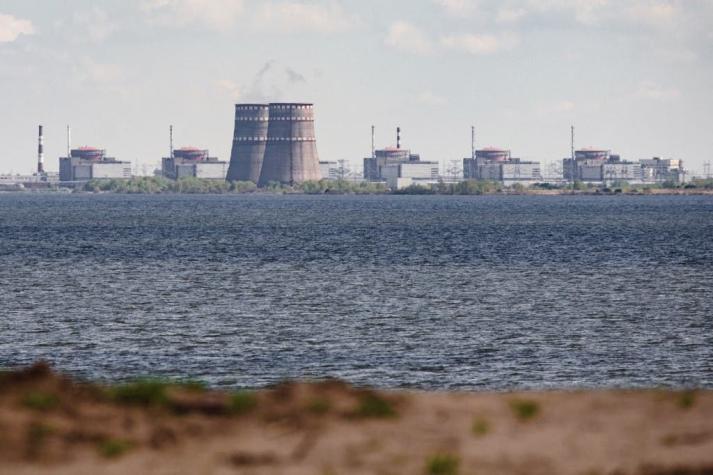 "El mundo no debe olvidar Chernóbil": Rusia y Ucrania se acusan de atacar central nuclear