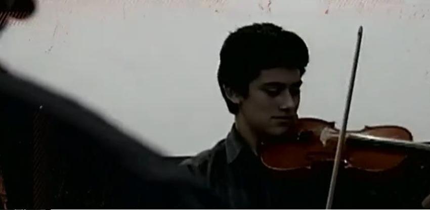 [VIDEO] Juan Pablo y el sueño de tocar violín