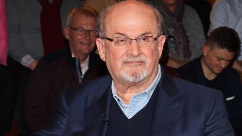 Salman Rushdie: el gobierno de Irán asegura que el escritor y seguidores son culpables del ataque