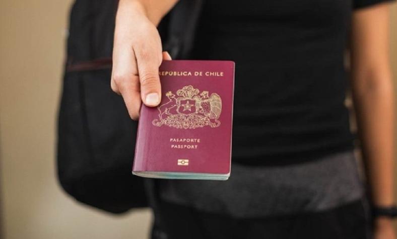 Pasaporte chileno es el "más fuerte" de América Latina: da acceso a 174 países sin visa