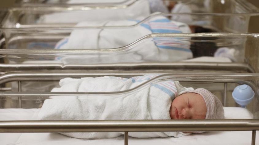 "No pueden creerlo": Mujer dio a luz a gemelos con distintos tonos de piel