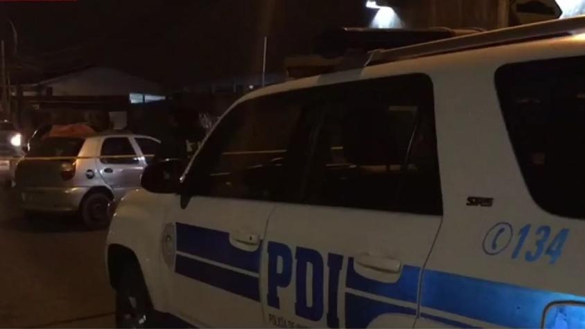 Dos adultos fallecidos y dos menores heridos deja balacera en Valparaíso