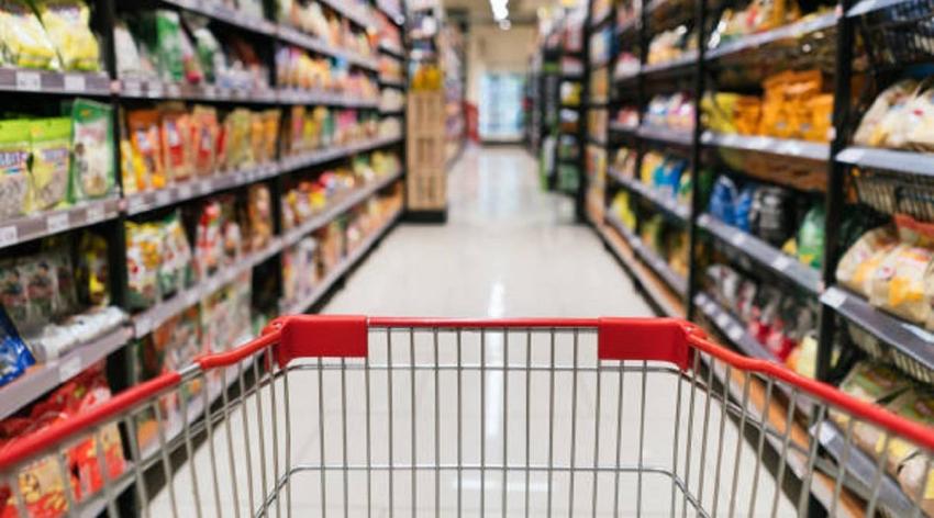 Por qué los supermercados británicos están quitando la fecha de vencimiento a sus productos