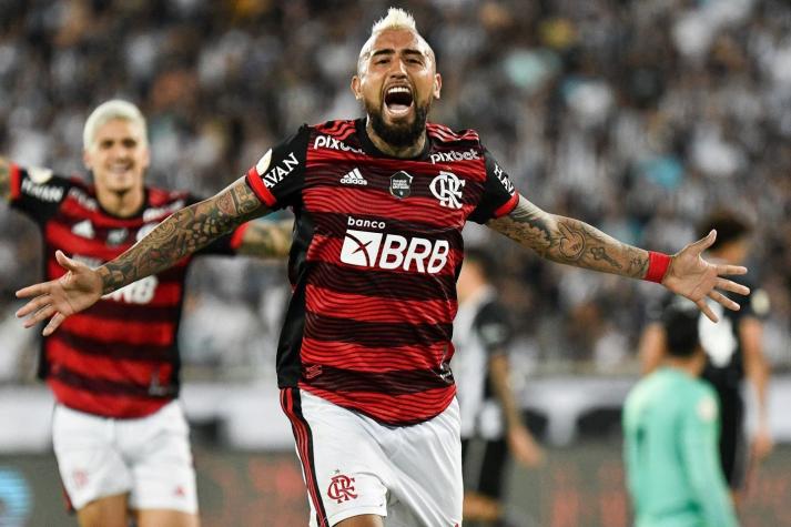 Vidal fue figura y anotó el gol que le dio el triunfo al Flamengo en el Brasileirao