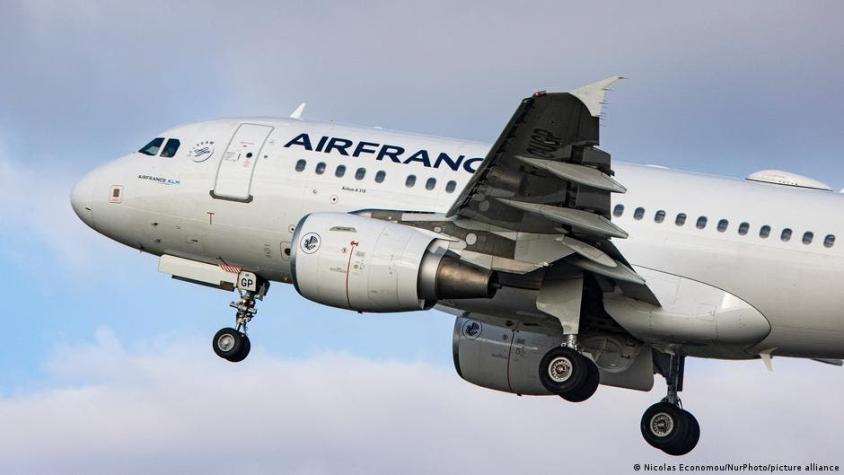 Air France suspende a dos pilotos que se pelearon en pleno vuelo