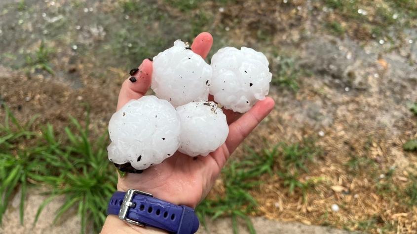 Bebé de un año muere tras ser impactada por un granizo en medio de tormenta en España