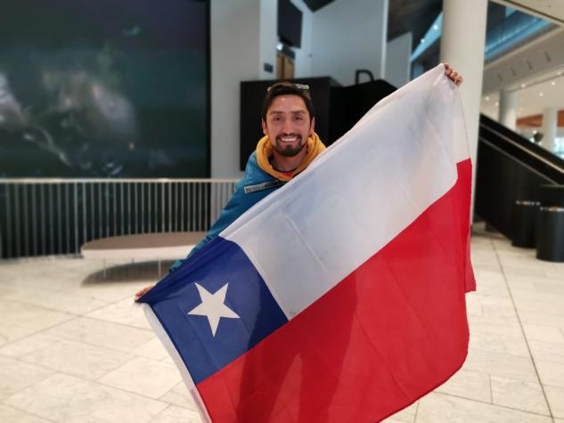Gustavo Carrera, chileno que votó en Nueva Zelanda: "La decisión de hoy es el futuro de Chile"
