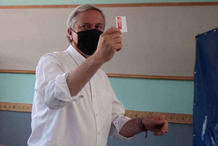 José Antonio Kast tras votar en el Plebiscito: “Un voto por la libertad"