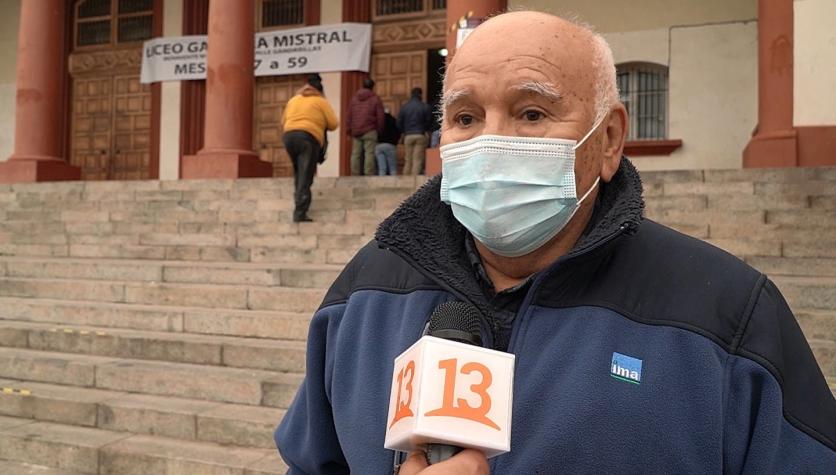Adulto mayor afirma que no le dejaron excusarse de no votar: Viajó de Valparaíso a La Serena