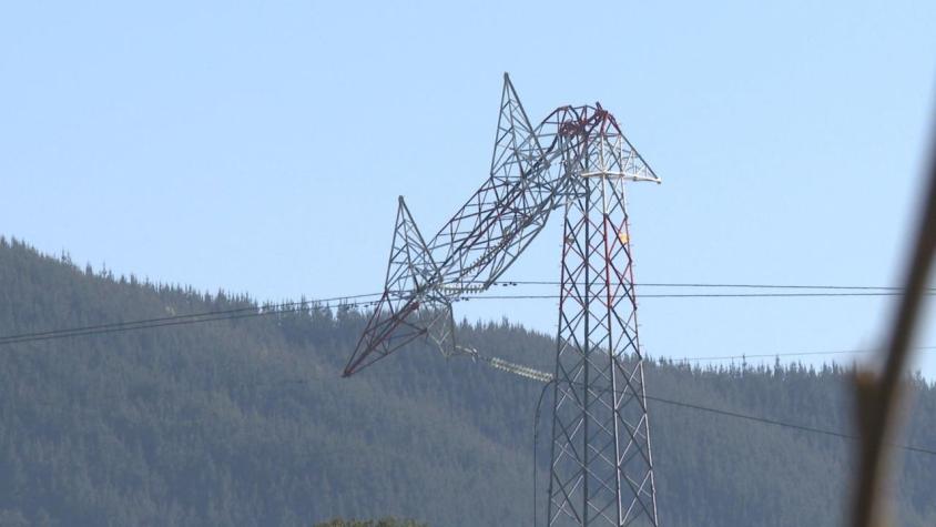 [VIDEO] Usaron dinamita en ataque a torres de alta tensión en Hualqui