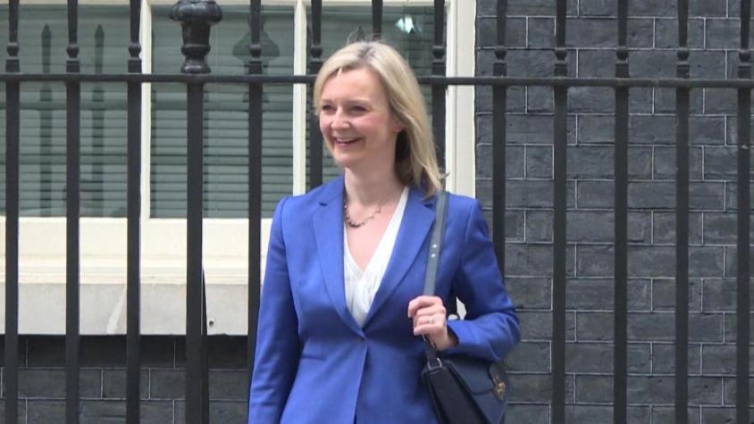 [VIDEO] Liz Truss asume como premier de Reino Unido: Promete alivios económicos