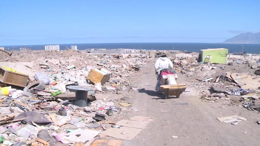 [VIDEO] Reportajes T13: "Los niños de la basura" en La Chimba, veinte años después