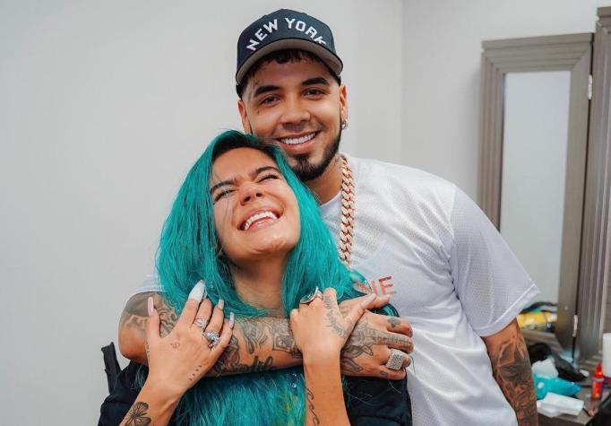 "Uno no borra la historia": La dura respuesta de Karol G tras volver a publicar sus fotos con Anuel