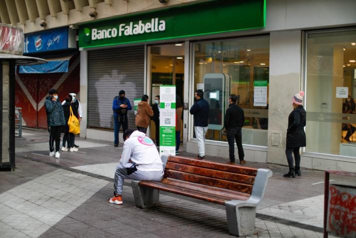 Banco Falabella reporta inconvenientes y usuarios acusan que no han recibido su aguinaldo