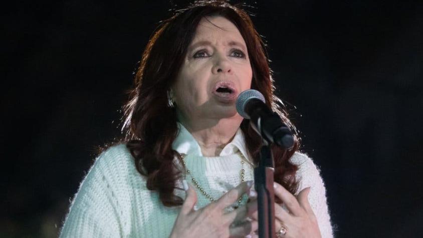 Cristina Kirchner habla por primera vez en público sobre el atentado mientras avanza investigación