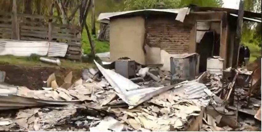 [VIDEO] Encapuchados atacan y queman casa de trabajador en La Araucanía: Gobierno se querellará