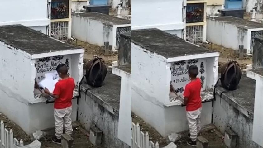 Ecuador: Captan a niño visitando la tumba de un familiar para mostrarle sus buenas notas
