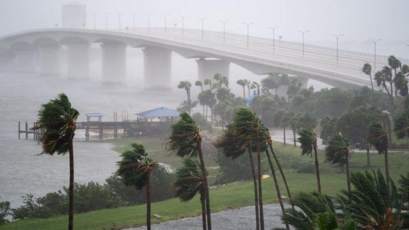 En fotos: el huracán Ian y las "catastróficas" inundaciones que dejó su paso por Florida y por Cuba