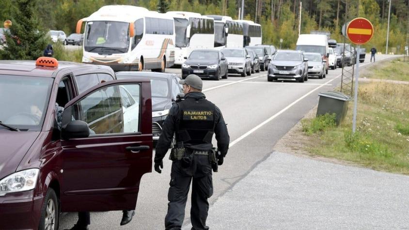 Guerra en Ucrania: Finlandia cierra su frontera a los turistas rusos