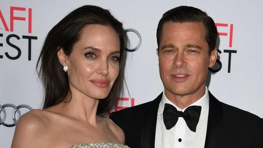 Angelina Jolie acusa que Brad Pitt "estranguló y golpeó" a sus hijos en medio de un viaje en avión